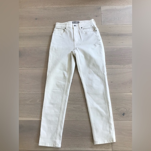 Everlane The Curvy Cheeky  Straight Leg Jeans bone White Size 25 - Picture 4 of 11